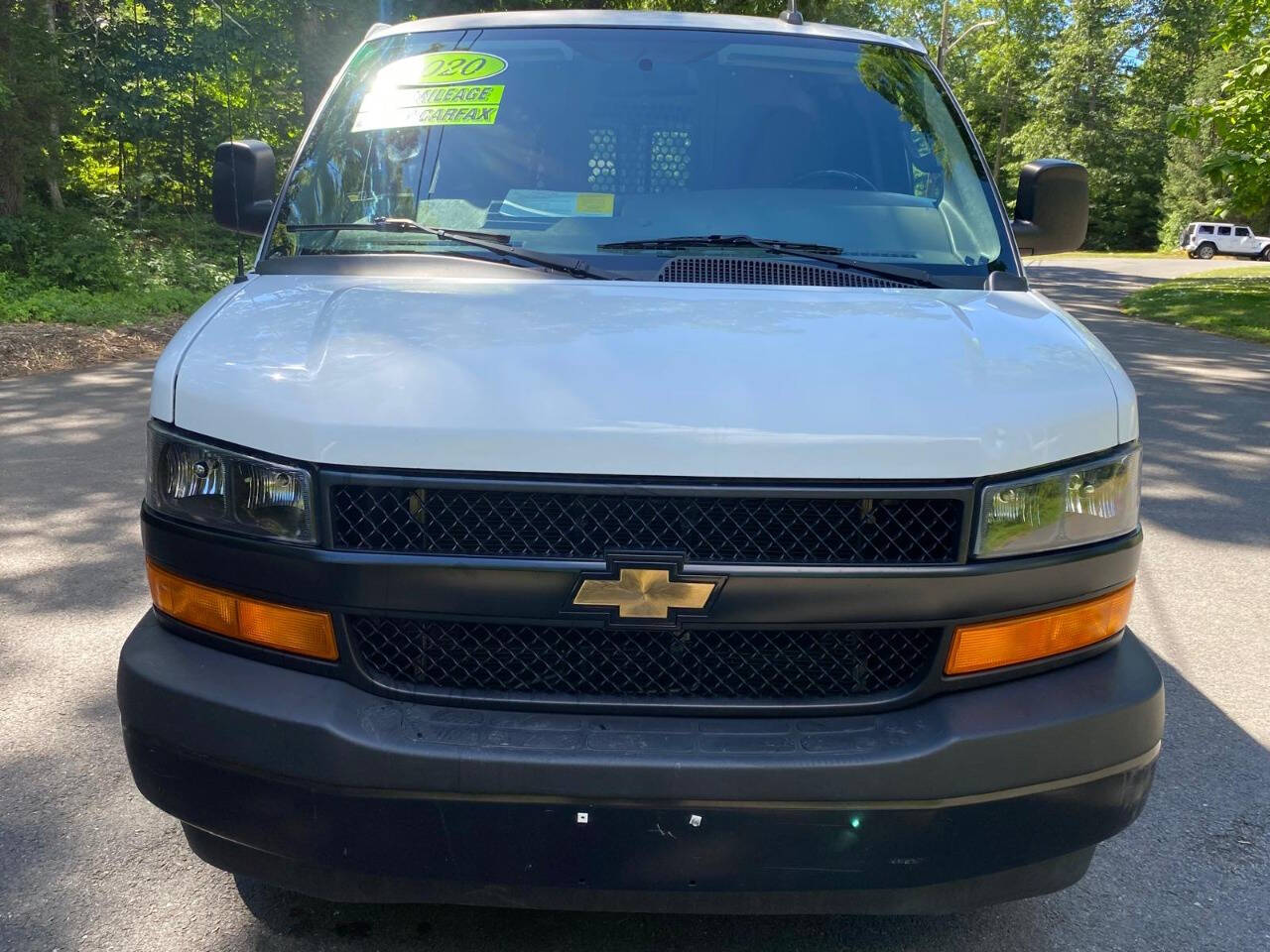 View vehicle photo 4