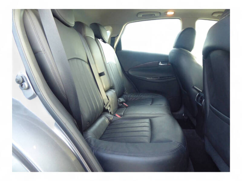 2013 Infiniti EX37