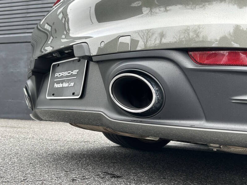 2022 Porsche 911 Carrera 4