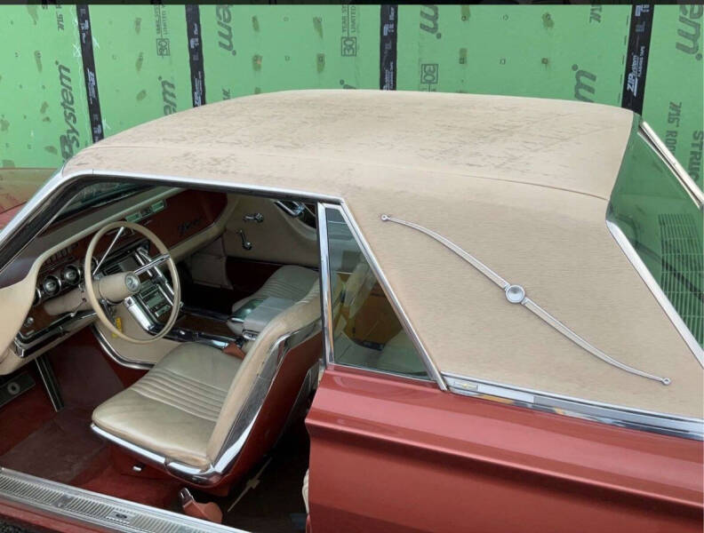 1965 Ford Thunderbird