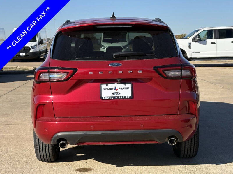 2024 Ford Escape ST-Line