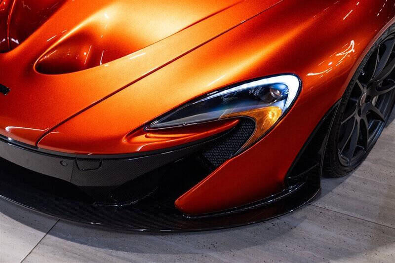 2014 McLaren P1