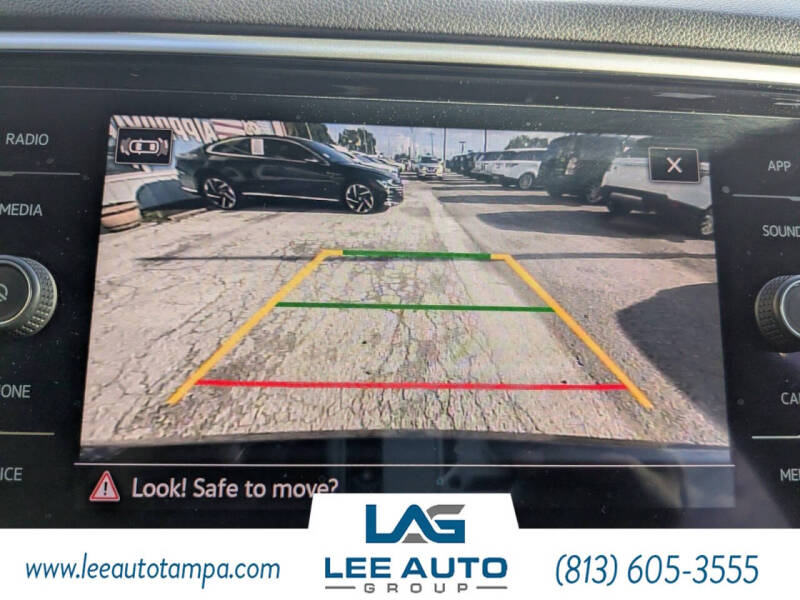 2022 Volkswagen Atlas SE