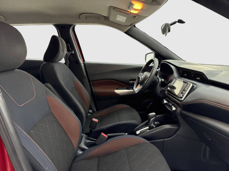 2018 Nissan Kicks SR