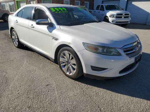 2010 Ford Taurus for sale at Street Side Auto Sales in Independence MO