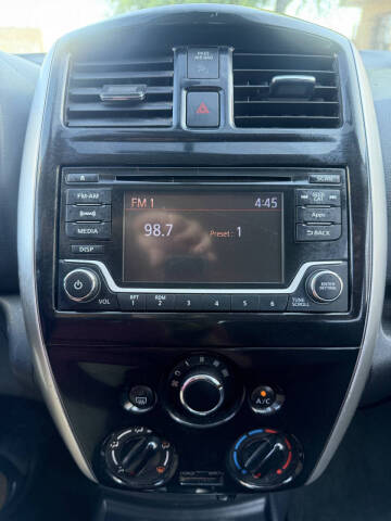 2016 Nissan Versa Note SV