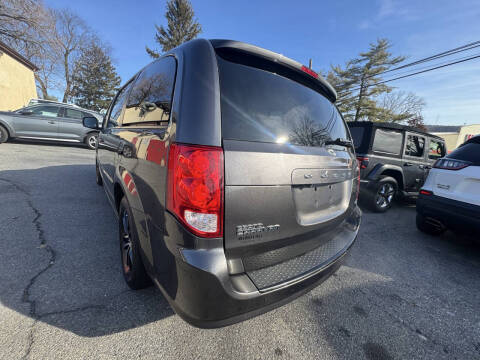 2017 Dodge Grand Caravan GT