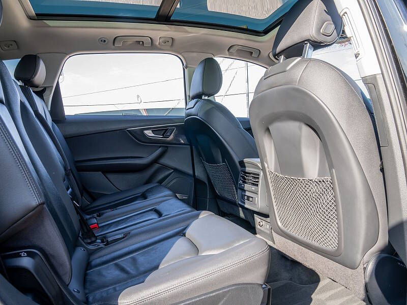 2020 Audi Q7 quattro Premium Plus 55 TFSI