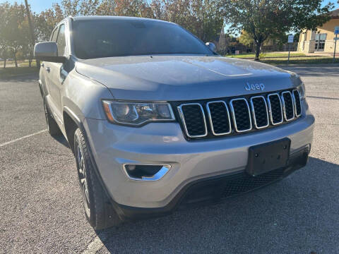2017 Jeep Grand Cherokee Laredo