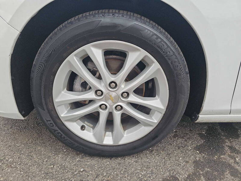 2017 Chevrolet Malibu LT