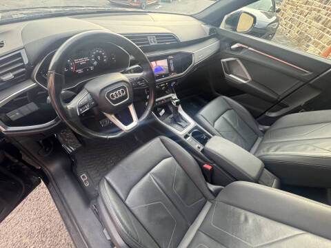 2020 Audi Q3 quattro Premium 45 TFSI