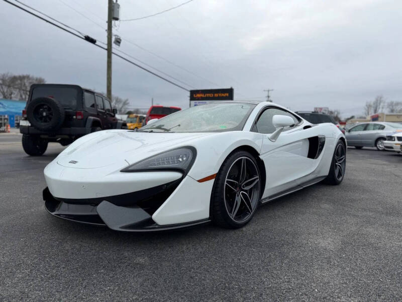 2017 McLaren 570GT