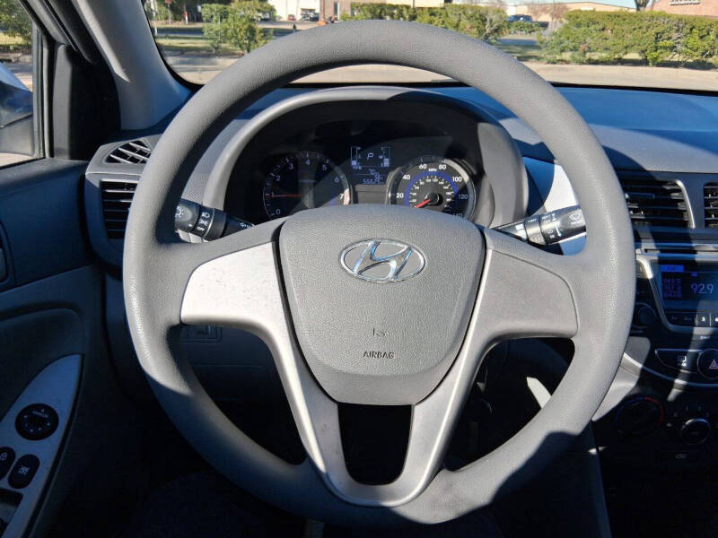 2017 Hyundai Accent SE