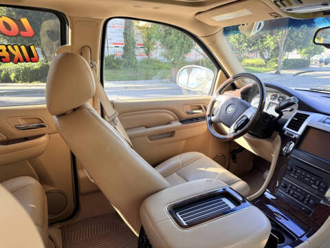 2014 Cadillac Escalade Premium