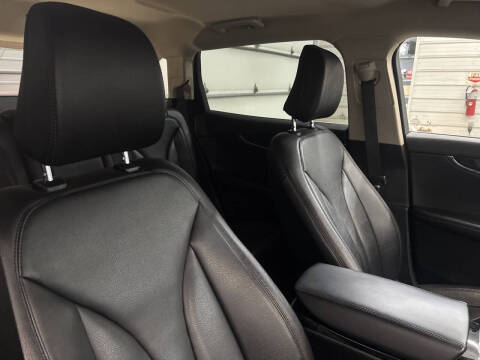 2022 Lincoln Nautilus Standard