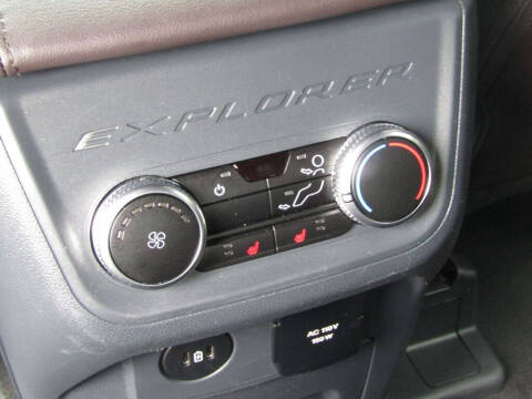 2025 Ford Explorer Platinum