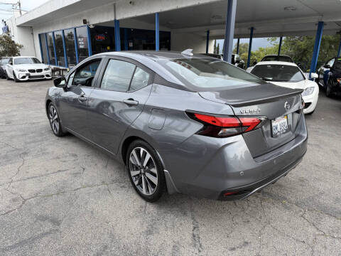 2020 Nissan Versa SR