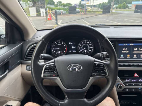 2018 Hyundai Elantra