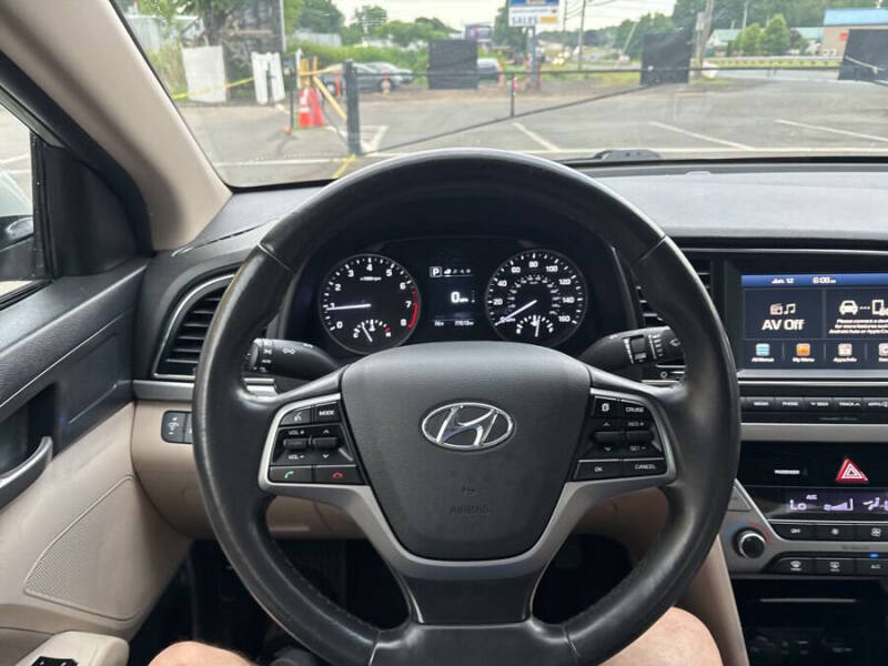 2018 Hyundai Elantra