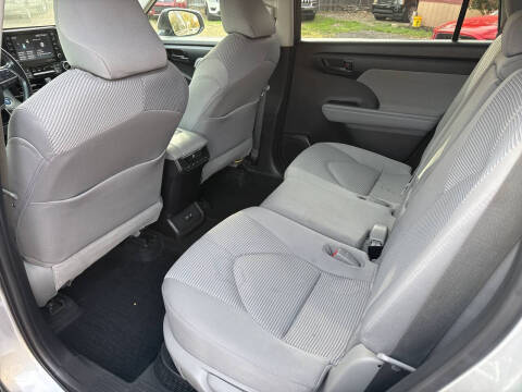 2021 Toyota Highlander Hybrid LE