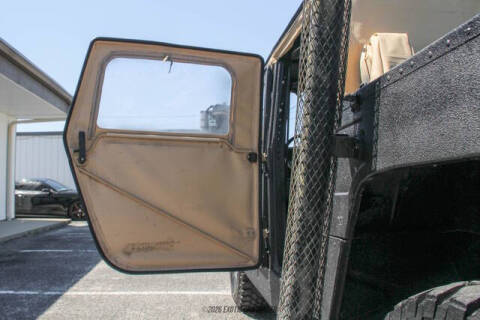 2014 AM General Hummer