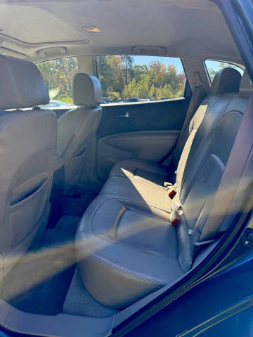 2013 Nissan Rogue SV w/SL Package