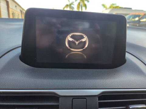 2018 Mazda MAZDA3 Touring