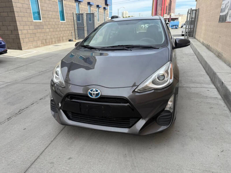 2016 Toyota Prius c