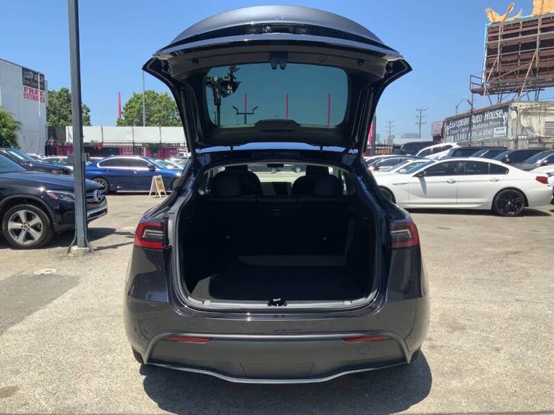 2024 Tesla Model Y Long Range