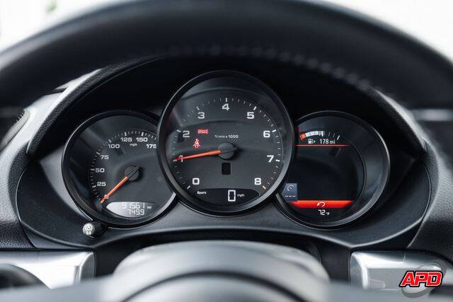 2019 Porsche 718 Cayman