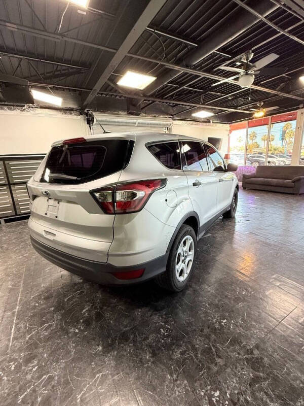 2017 Ford Escape S