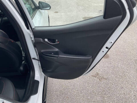 2020 Hyundai Veloster