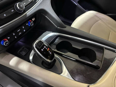 2020 Buick Enclave Essence