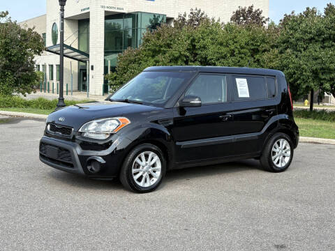 2013 Kia Soul +
