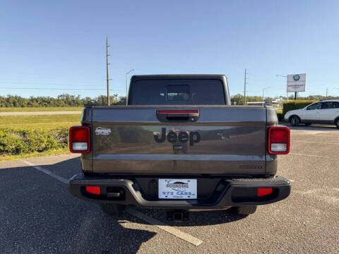 2021 Jeep Gladiator Sport
