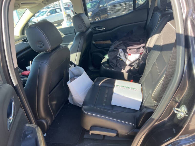 2019 GMC Acadia Denali