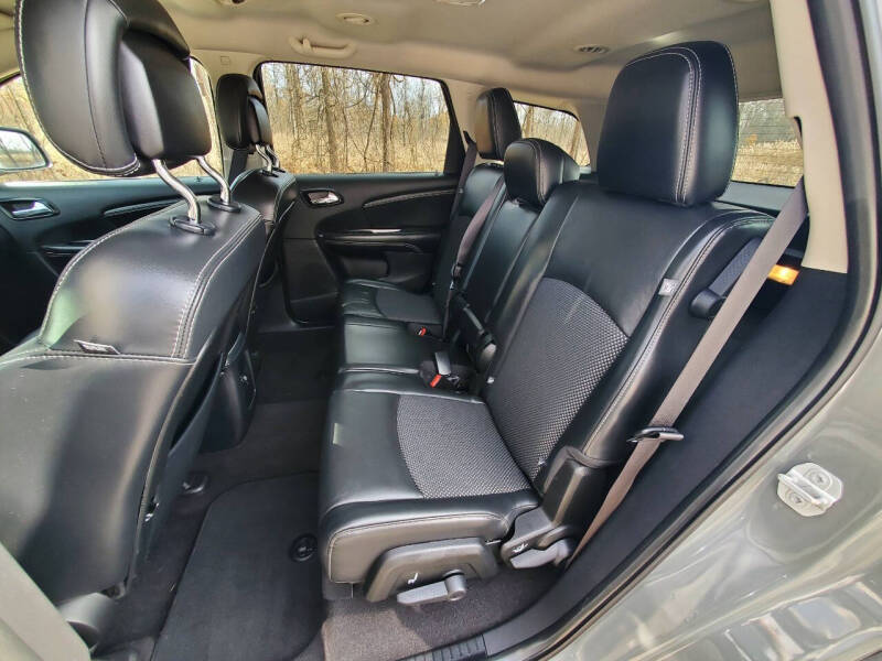 2019 Dodge Journey Crossroad