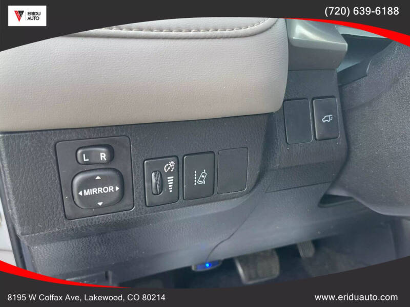 2017 Toyota RAV4 Hybrid XLE