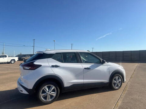 2023 Nissan Kicks S