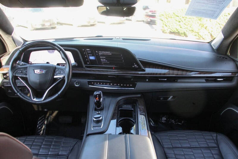 2023 Cadillac Escalade Sport Platinum