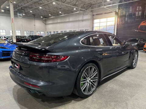 2017 Porsche Panamera Turbo