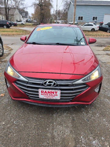 2019 Hyundai Elantra SE