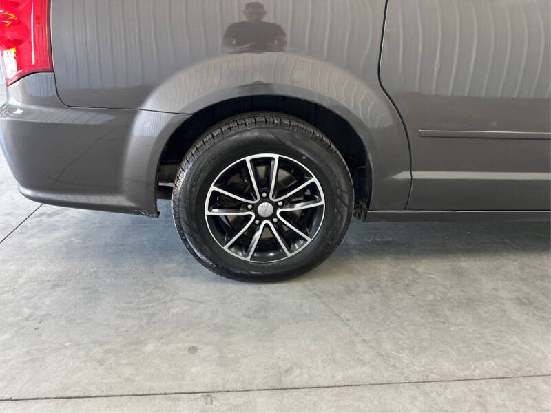 2015 Dodge Grand Caravan SXT Plus