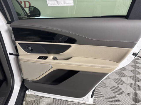 2025 Lincoln Nautilus Hybrid Reserve