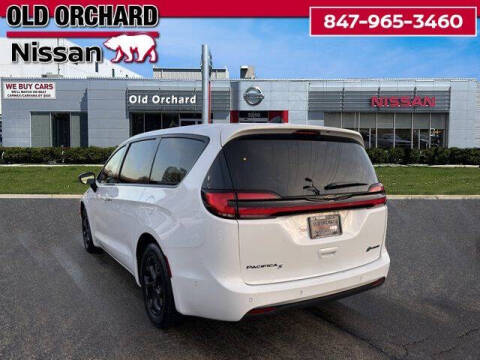2024 Chrysler Pacifica Plug-In Hybrid Select