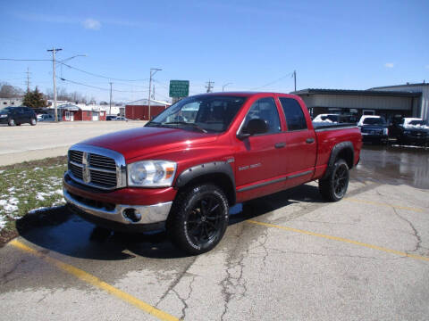 2007 Dodge Ram 1500 for sale at RJ Motors in Plano IL