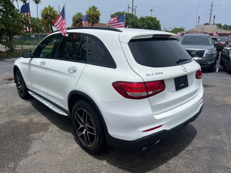2017 Mercedes-Benz GLC GLC 300