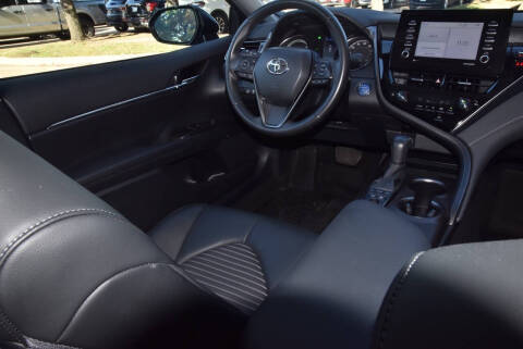 2024 Toyota Camry Hybrid SE