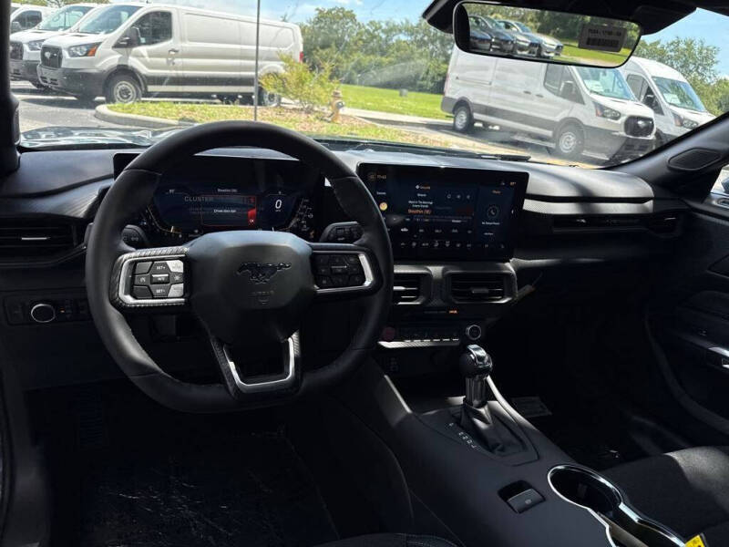 2025 Ford Mustang EcoBoost