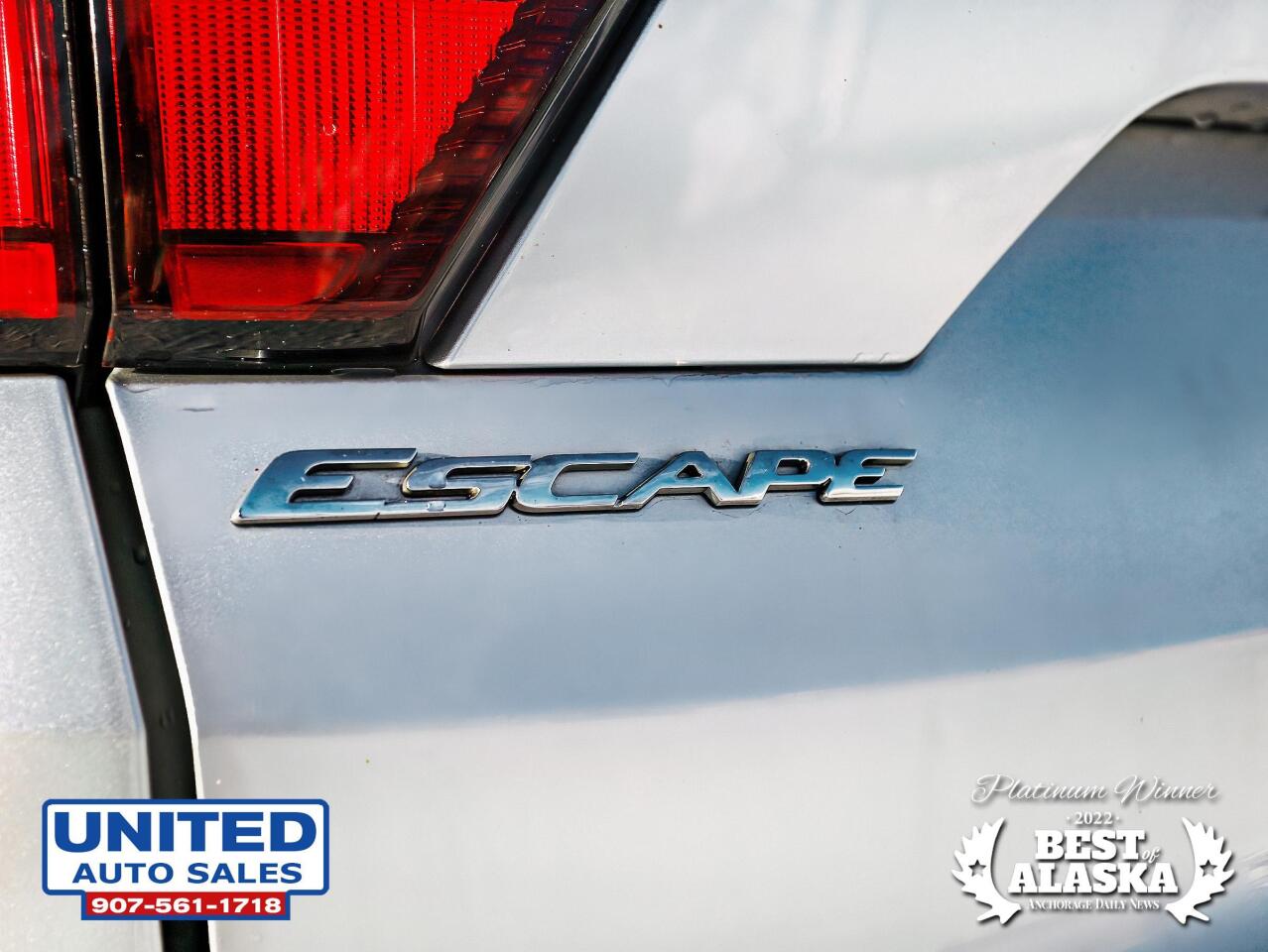 2019 Ford Escape Titanium AWD 4dr SUV 96